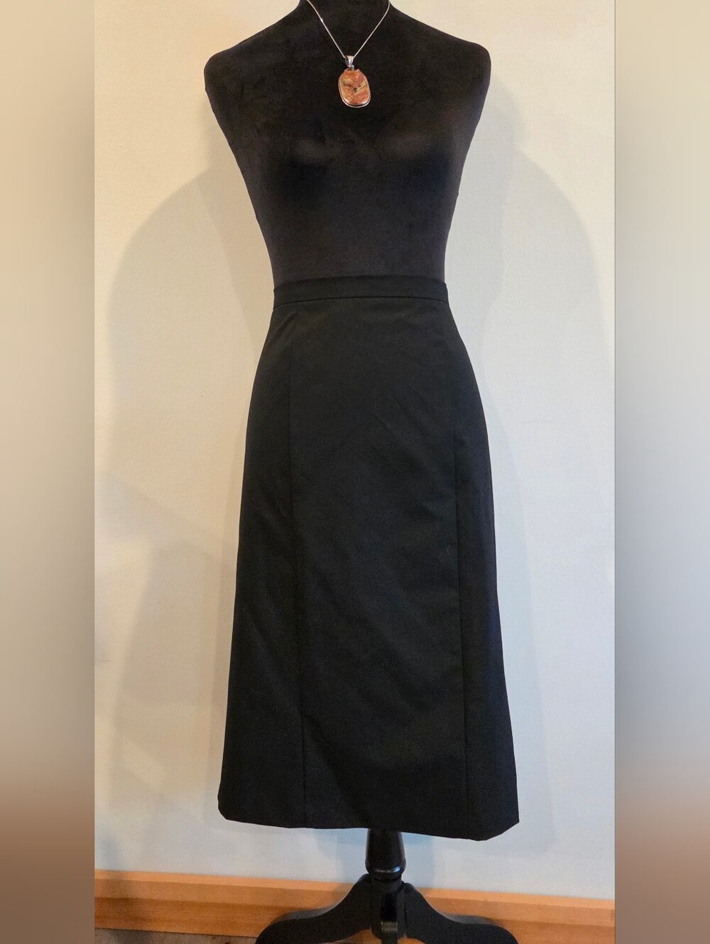 Isaac Mizrahi Black A-Line Midi Skirt